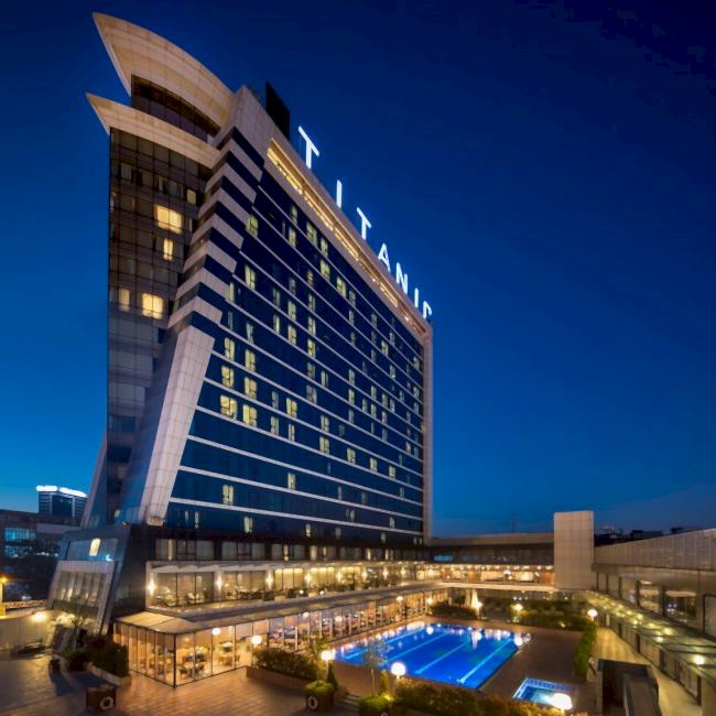Titanik Otel Bayrampaşa